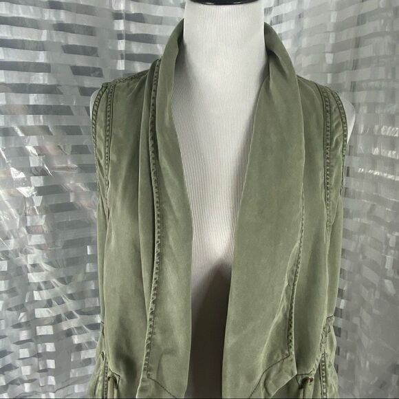 Kenneth Cole Reaction Olive Green Drape Vest - Picture 4 of 13